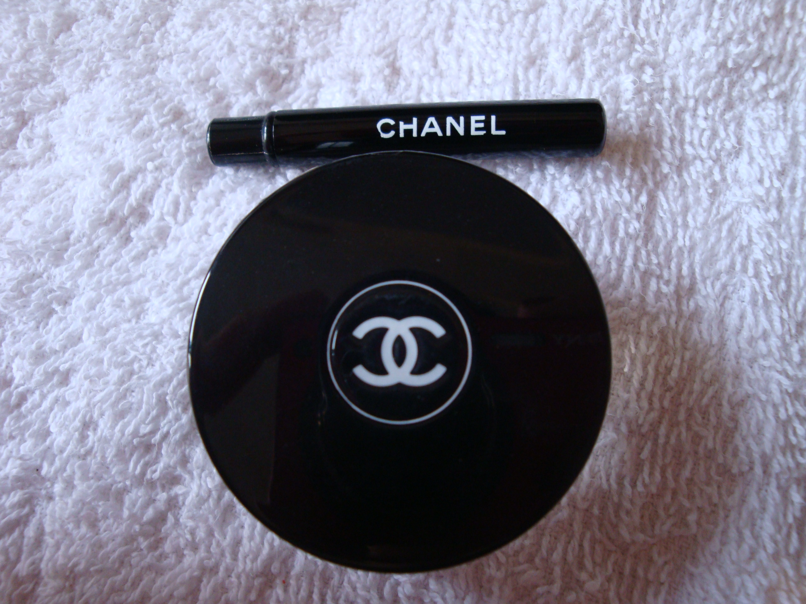 Chanel illusion d'ombre packaging